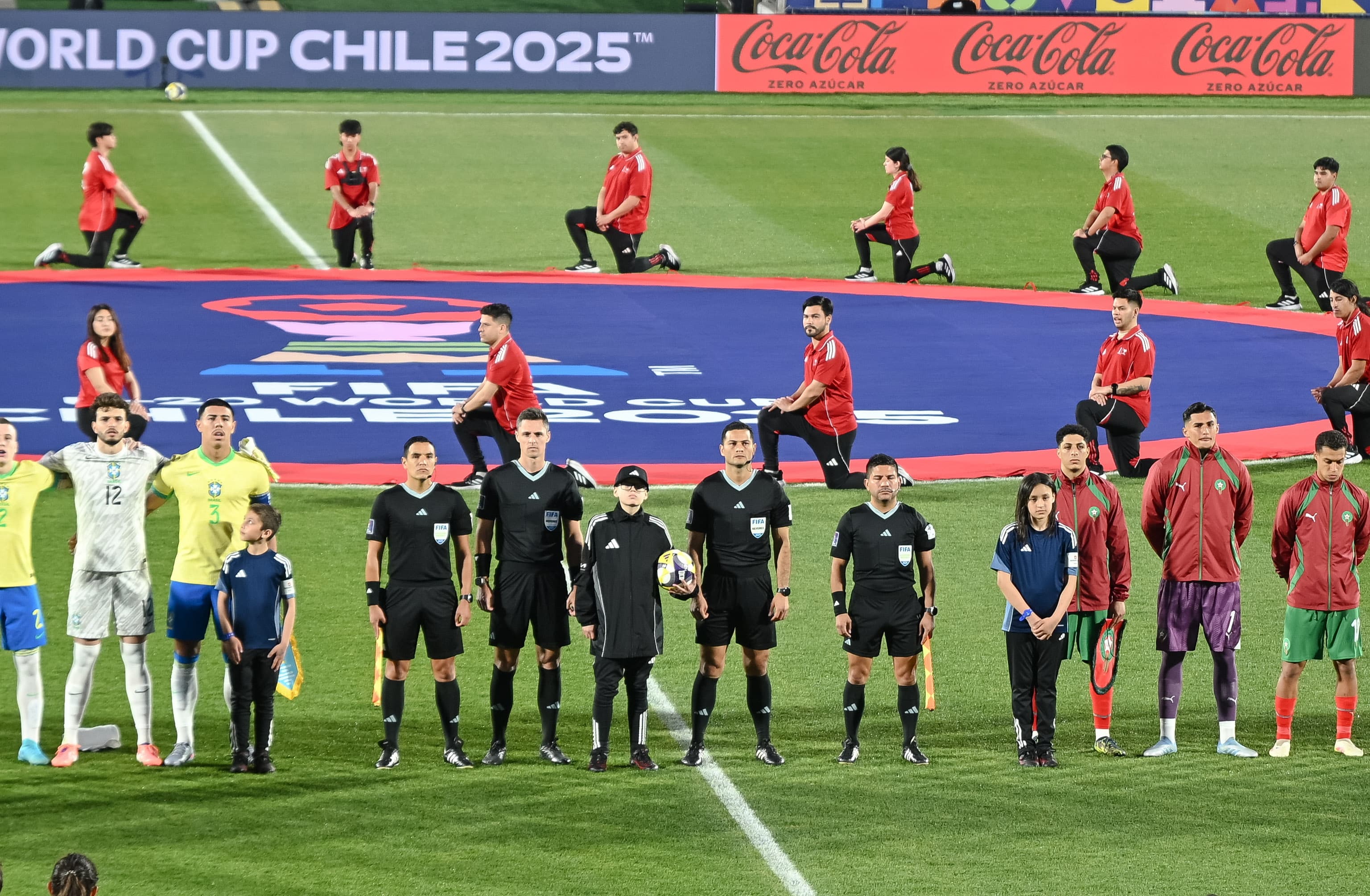 Kia Chile y Make-A-Wish: niños viven el Mundial Sub-20 como portadores de balón