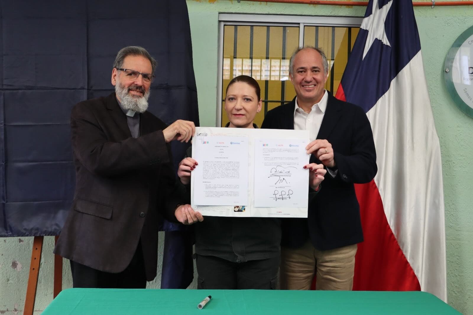 ALTO Chile, Paternitas y Gendarmería duplicarán capacidad del CET Colina 2