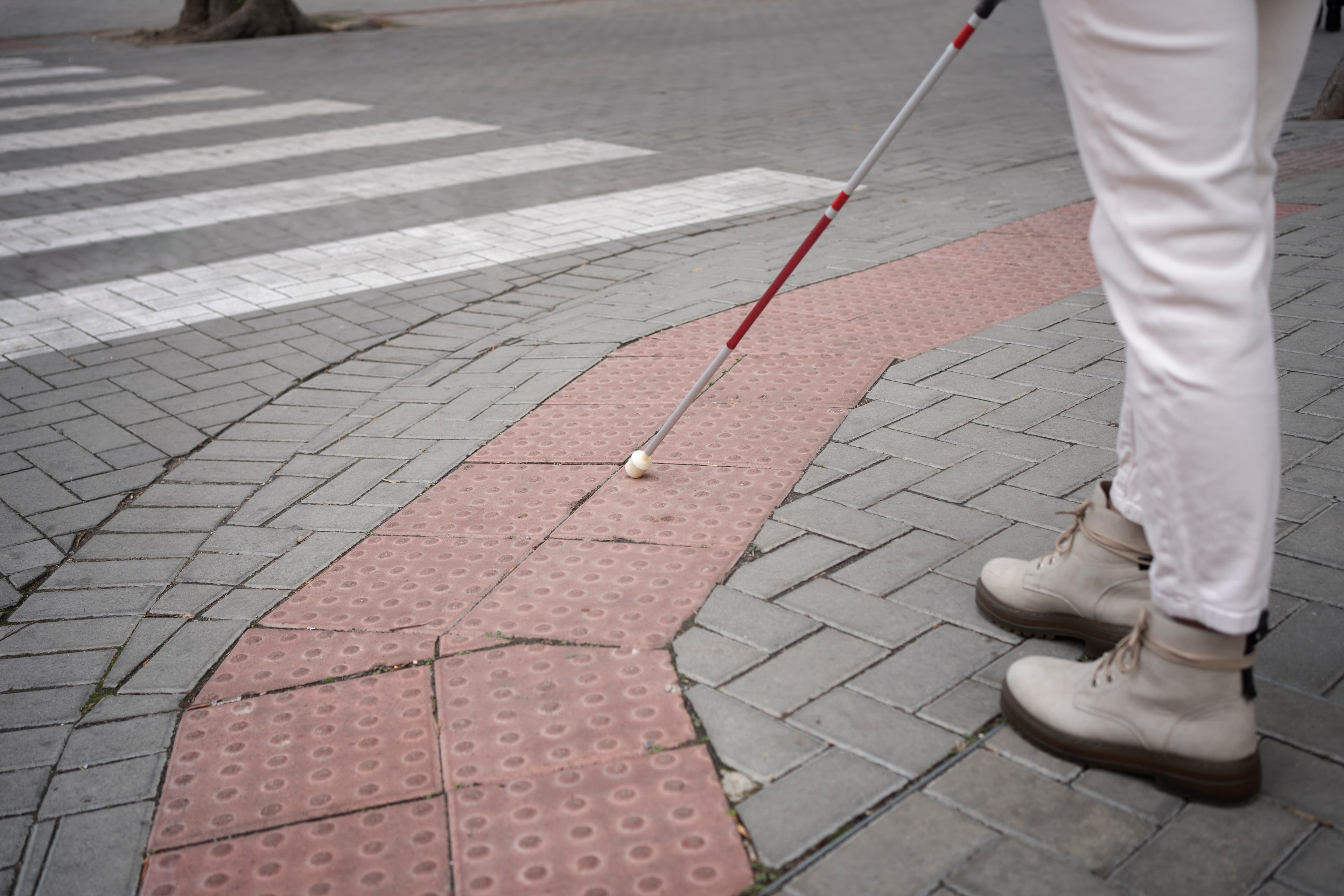 Tecnología inclusiva: apps que refuerzan la autonomía de personas con discapacidad visual